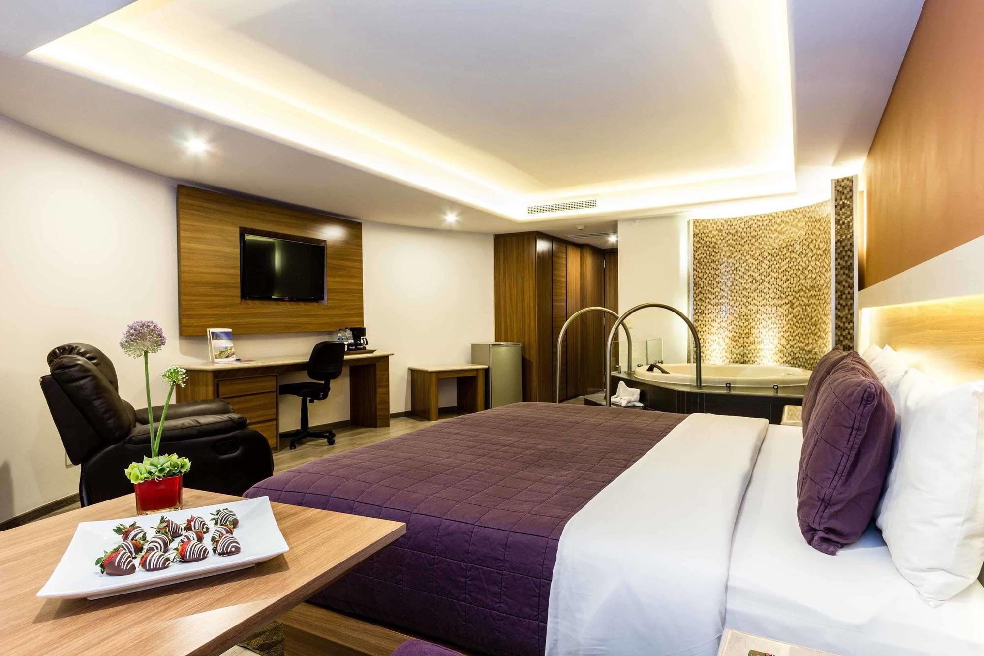 Jf Grand Puebla Hotel Eksteriør billede